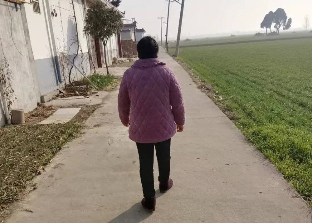 第一代农民工困于城市与农村之间(图7) 第一代农民工困于城市与农村之间(图7)