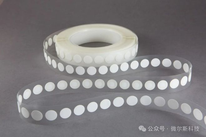 【透气不透水材料】微尔斯胶粘式防水透气膜自动化安装设计(图3) 【透气不透水材料】微尔斯胶粘式防水透气膜自动化安装设计(图3)