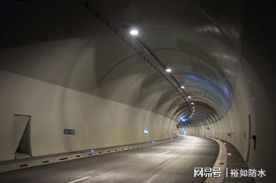 什么是裕如丙烯酸盐喷膜防水材料?(图2) 什么是裕如丙烯酸盐喷膜防水材料?(图2)
