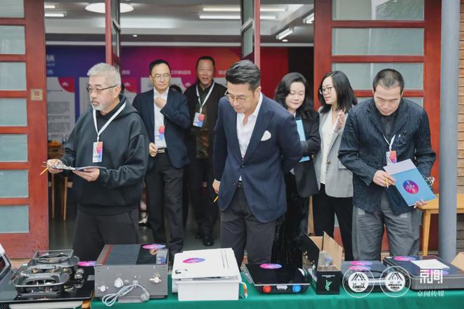 2024京闻·创响杯建筑装饰产品设计大赛终评会顺利举办!(图5) 2024京闻·创响杯建筑装饰产品设计大赛终评会顺利举办!(图5)