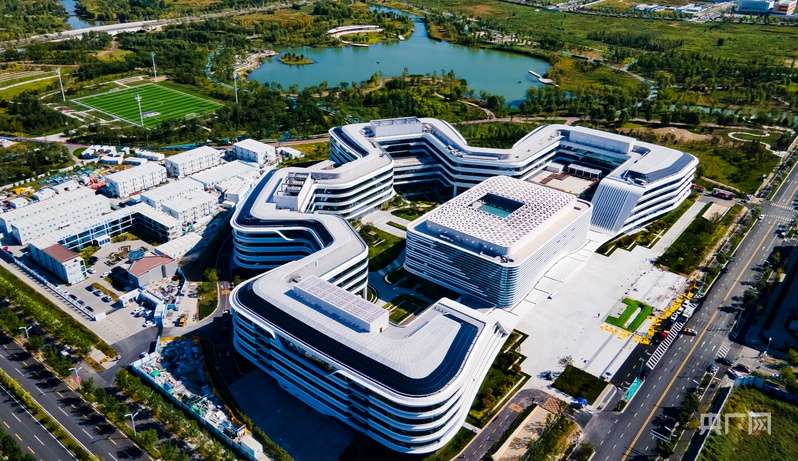 【人民城市·温情中国】千年大计“雄”心壮志 心安此处向未来(图10)