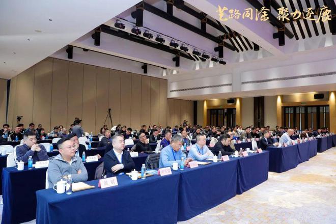 中国艺术涂料行业高质量发展需要这样一场高规格的“恳谈会”(图1)