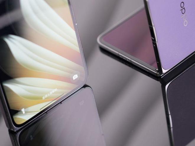 OPPO Find N5支持满级防水:通过IPX6+IPX8+9认证(图2) OPPO Find N5支持满级防水:通过IPX6+IPX8+9认证(图2)